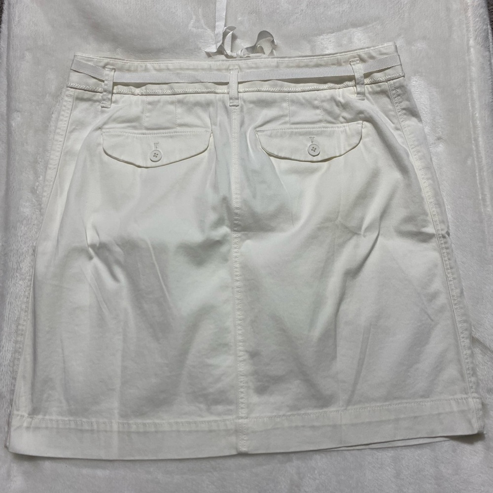 Ann Taylor LOFT  Bright White Tie-Waist Mini Skirt - Picture 4 of 10